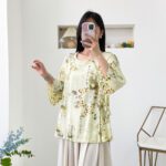 Womens Relaxed-fit Chinese-style Shirt With Flared Sleeves - Image 7