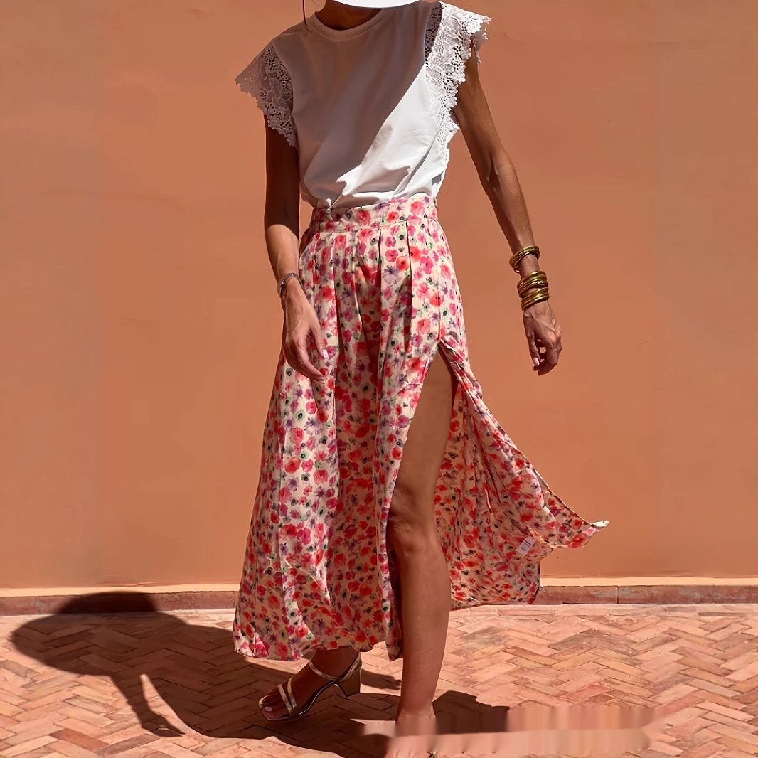 4401b08a-9a95-49e1-841b-4f167c3a15a8_fine.jpeg Women's Fashionable Floral-print Casual Skirt - Image 1