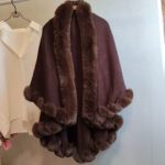 Thickened Knitted Cape With Furry Collar For FallWinter - Image 5