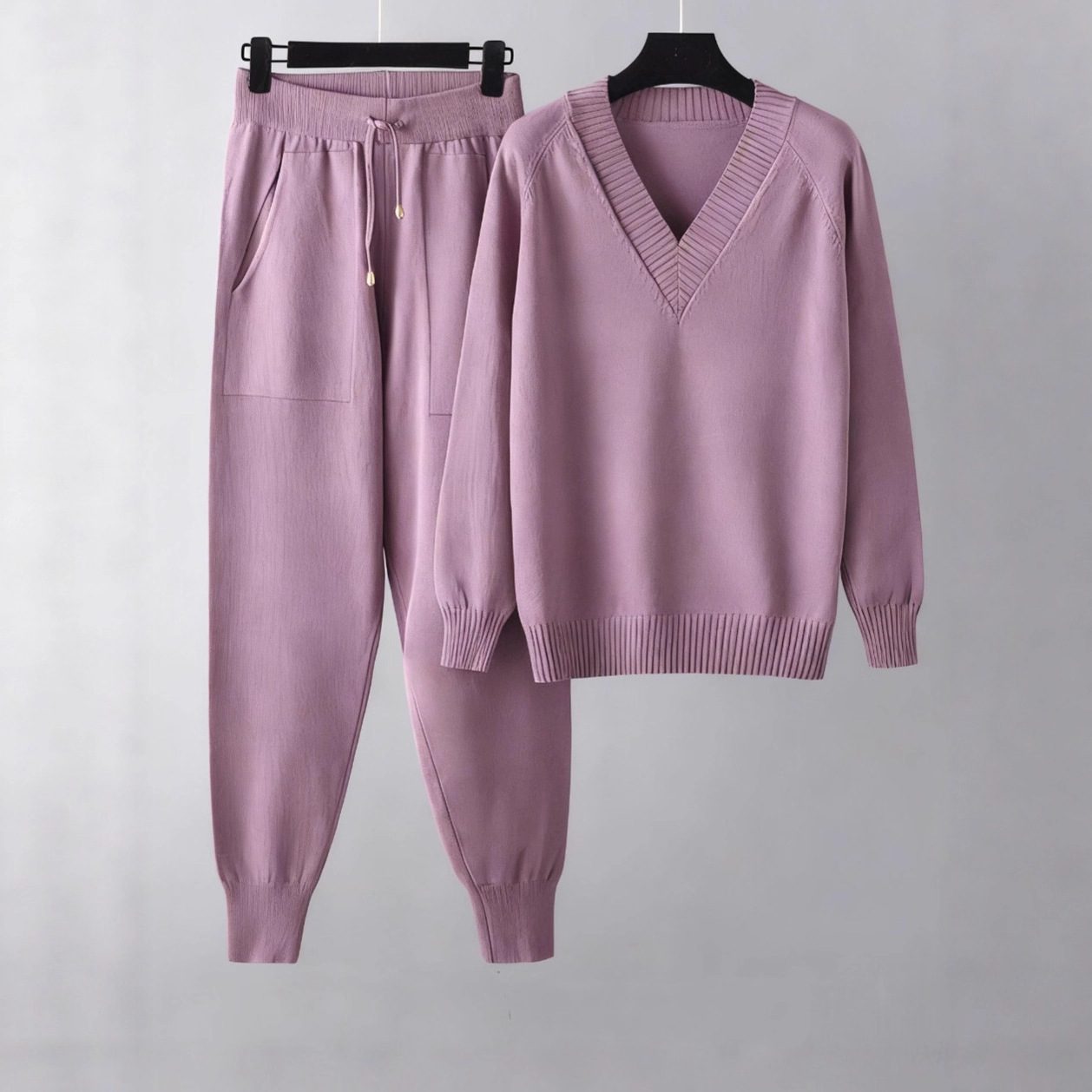 fa9534cd-ce01-4ccb-969a-6f1ded2fd8b3-1.jpg Sweater And Jogger Pants Set - Image 1