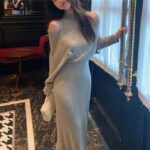 Vintage Soft Off-shoulder Womens Dress - Image 7