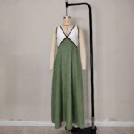 Elegant V-neck Contrast-Color Strap Dress - Image 3