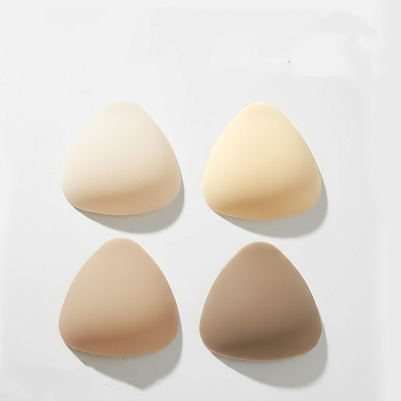 23bd388f-51b1-425f-9f67-0200b73bfe30.jpg Triangular Pure-silicone Solid Breast Petals For A Super-thin Lift-enhancing, And Anti-exposure Chest Fit - Image 1