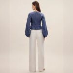 Gentle V-neck Top With Drawstring And Ruffled Hem Detailing - Image 2