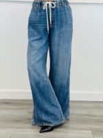 Retro High-waisted Slightly Flared Jeans With A Stretchy Waistband - Image 5
