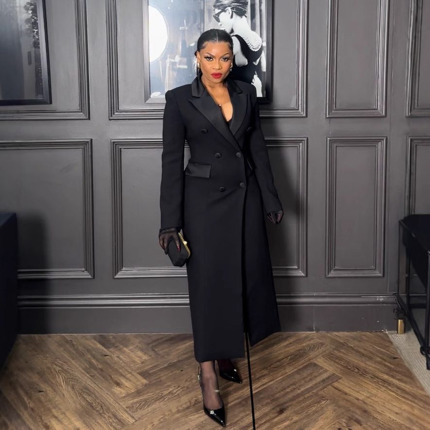 a7ce11b6-2b30-4dc1-a378-924fe8c0d747.jpg Sexy Elegant Long Blazer Dress With A Notched Collar And A Fitted Waist - Image 1