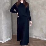 Women's Fashion Round Neck Solid Color Long Sleeved Pleated Skirt Set - Image 6