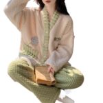 Women's Flannel Winter Thickening Velvet Pajamas - Image 3