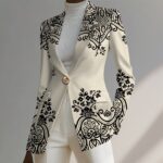 Elegant And Sophisticated Printed Knit Womens Jacket With A Lapel Neckline - Image 3