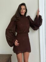 Womens Fashion Two-Piece Set Lantern-Sleeve Turtleneck Lace Top And Bottom - Image 3