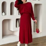 Women's Fashion Round Neck Solid Color Long Sleeved Pleated Skirt Set - Image 5